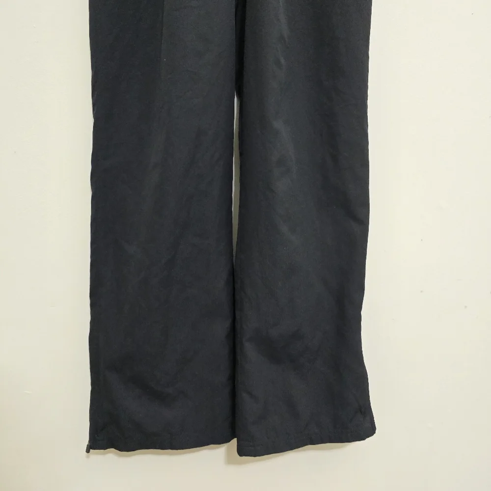 UNDER ARMOUR men size Small  Vital Woven‎ Pants Loose Track Mesh Lined Ankle Zip